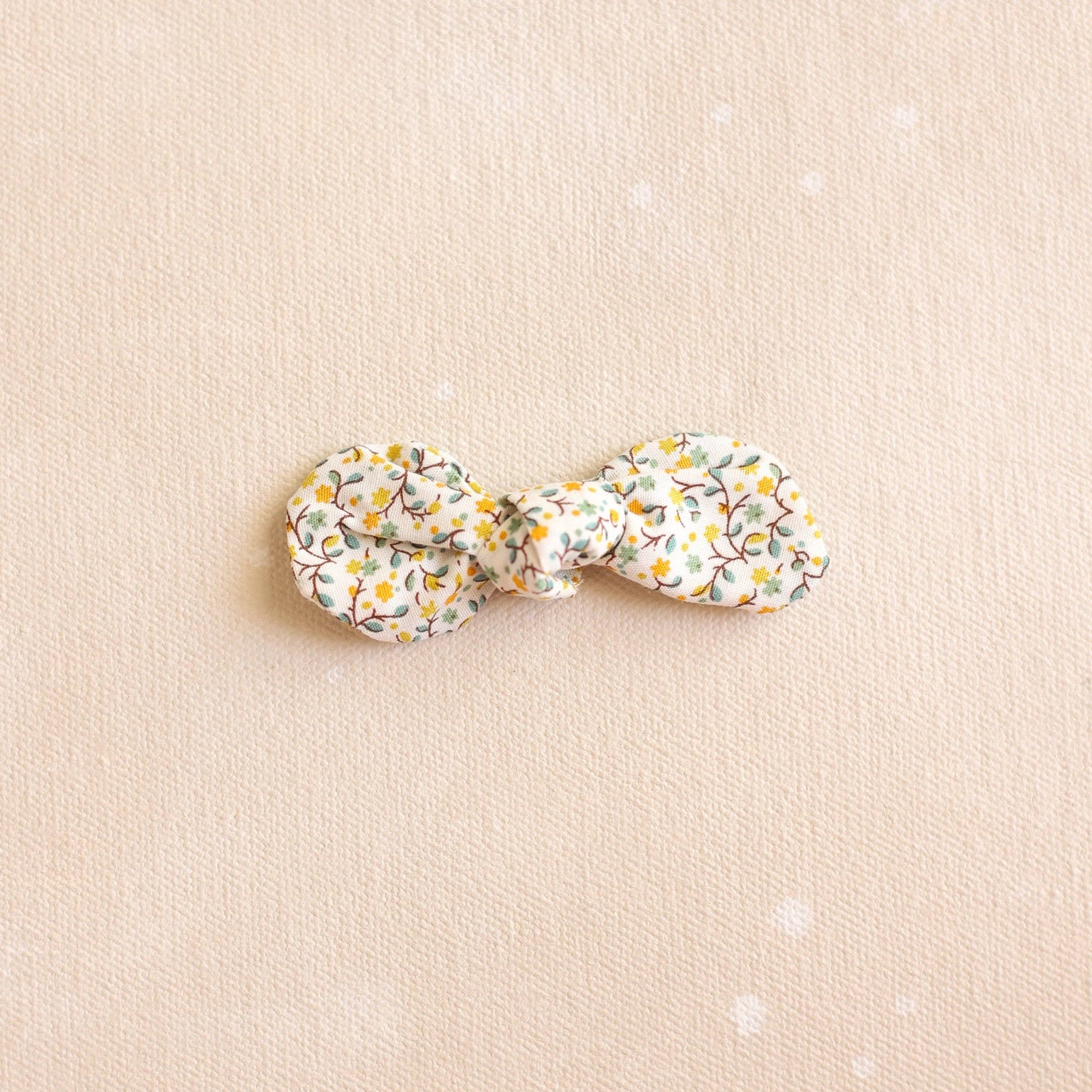 Floral Bow Knot Clip Delilah